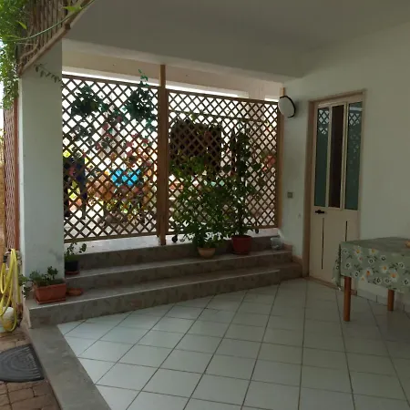 Casa *